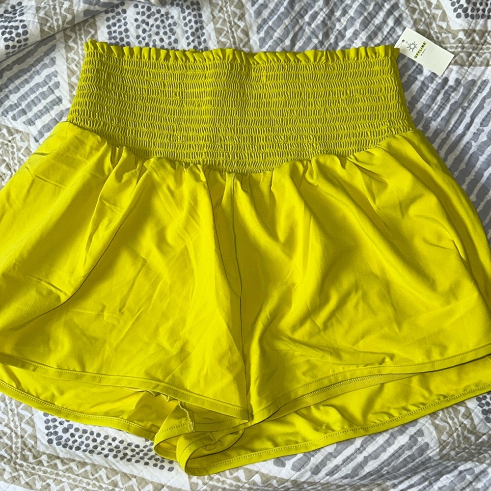 Offline by Aerie flowy yellow shorts NWT size L
